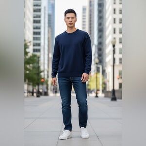 Banana Republic Navy Crew Neck Sweater– Premium Luxe Yarn – Classic Pullover